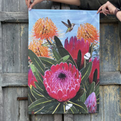 Alternative view of Tea Towel | Queen Protea and Hummer
